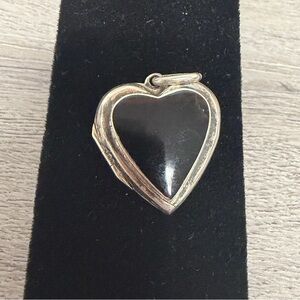 Elegant Black Heart Pendant